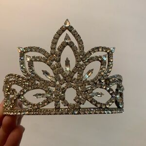 Wicked Vintage tiara 👸